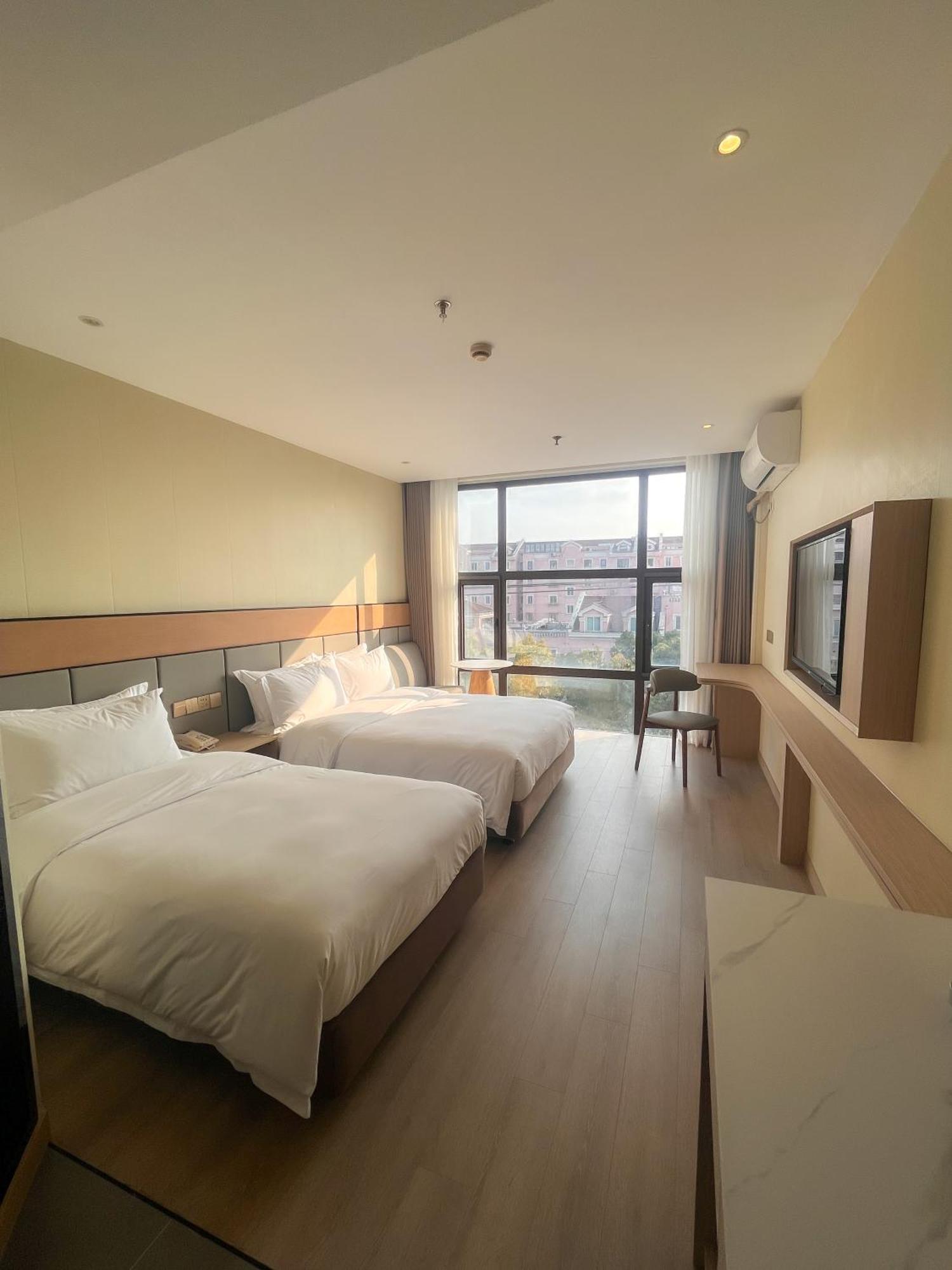 Shanghai Joyful Star Hotel-Free Shuttle Bus To Pudong Airport And Disneyland Exteriör bild